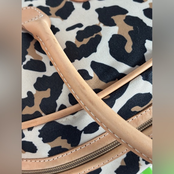 Jon Hart Travel Bag “Boujee” - Picture 10 of 13